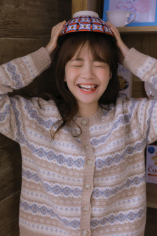 美女吃牛鞭